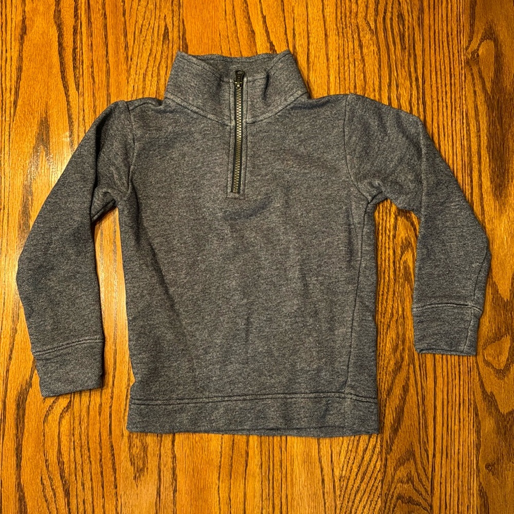 Children’s place half zip pullover. Size 5/6